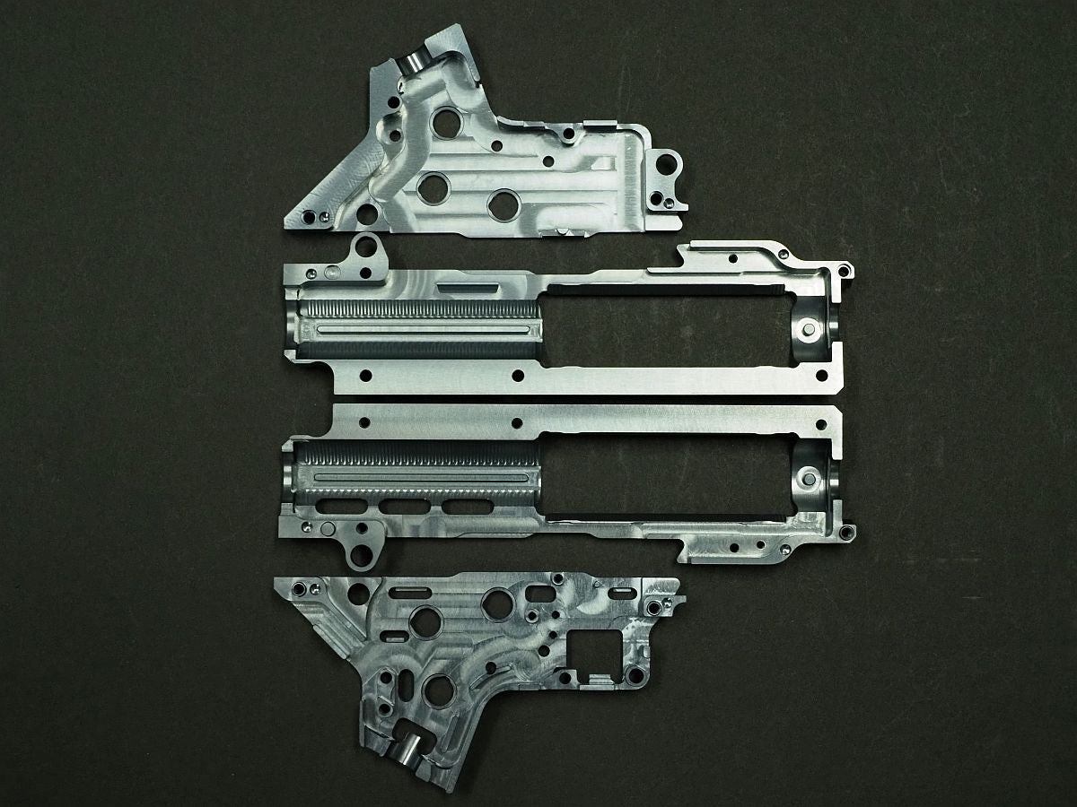 RETRO ARMS】CNC Split Gearbox V2 (8mm) - QSC 2025 – ROCK-et