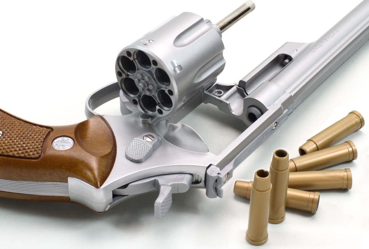 クラウンモデルガスガンS＆WM629 .44マグナム4インチシルバータイプ Amazon | クラウンモデル(Crown Model) S&W M629 .44マグナム 4