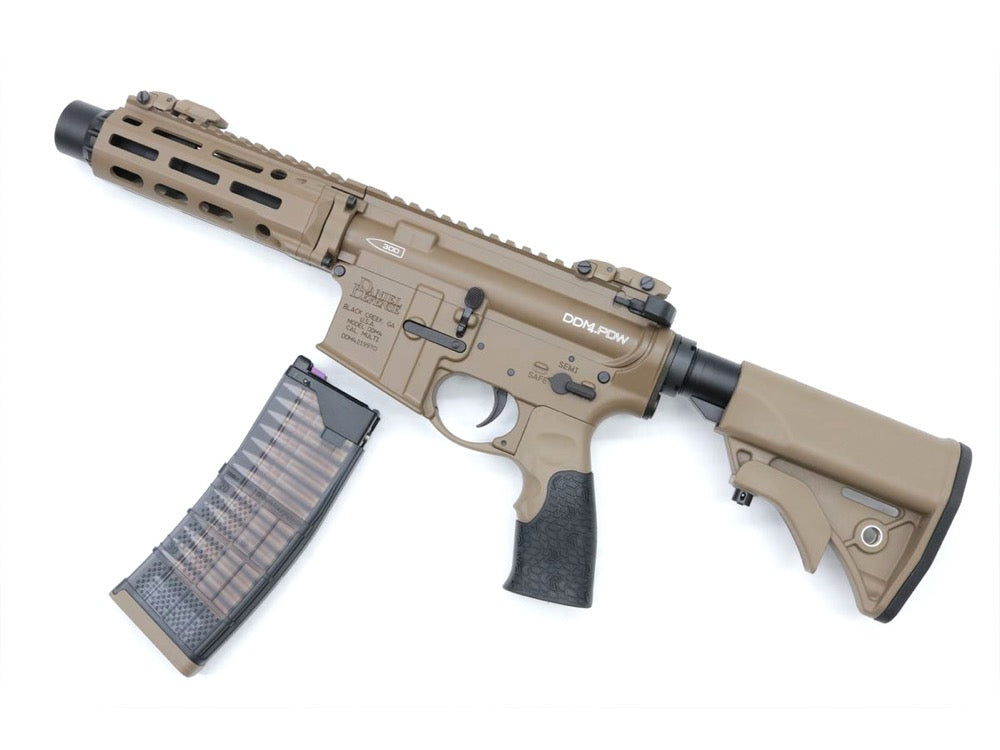 【T8 Airsoft】DDM4 PDW 300 BLACKOUT SBR ガスブローバックライフル（2025年10月7日販売）