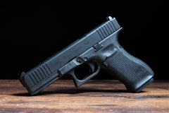 UMAREX】 Glock G17 Gen5 MOS CO2ブローバック 1年間工賃無償保証